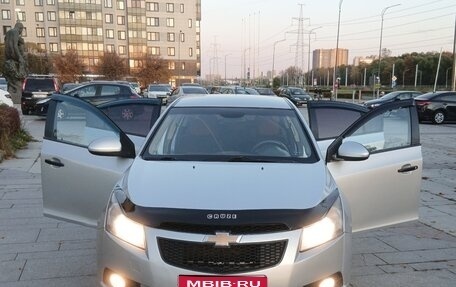 Chevrolet Cruze II, 2010 год, 539 000 рублей, 1 фотография