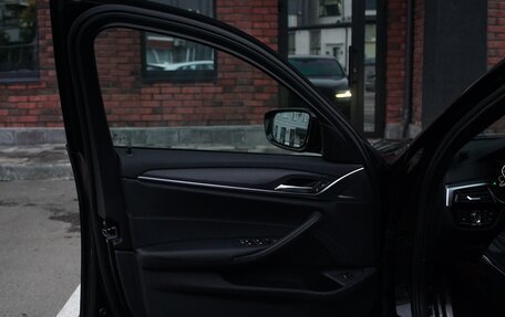 BMW 5 серия, 2021 год, 4 550 000 рублей, 18 фотография