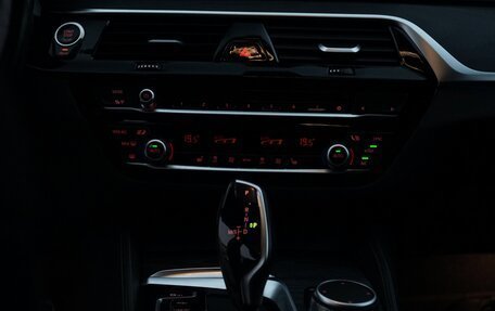 BMW 5 серия, 2021 год, 4 550 000 рублей, 37 фотография