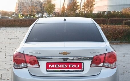 Chevrolet Cruze II, 2010 год, 539 000 рублей, 10 фотография
