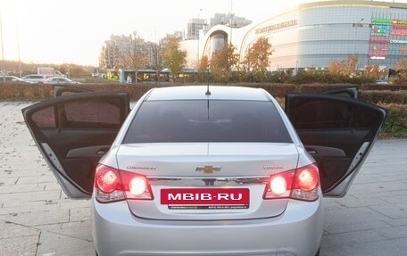 Chevrolet Cruze II, 2010 год, 539 000 рублей, 6 фотография