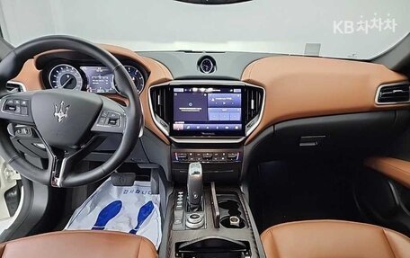 Maserati Ghibli, 2022 год, 4 550 000 рублей, 7 фотография