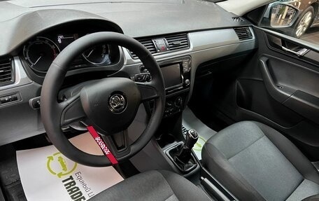 Skoda Rapid I, 2017 год, 1 295 000 рублей, 9 фотография