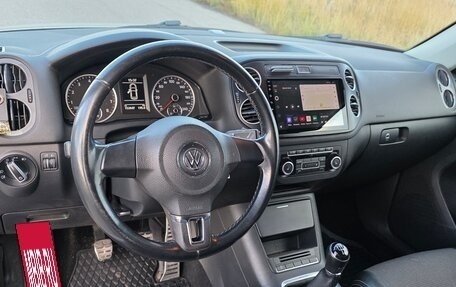 Volkswagen Tiguan I, 2011 год, 1 230 000 рублей, 10 фотография