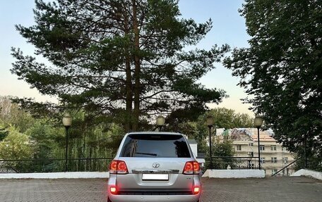 Toyota Land Cruiser 200, 2009 год, 2 750 000 рублей, 5 фотография