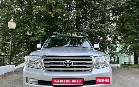 Toyota Land Cruiser 200, 2009 год, 2 750 000 рублей, 2 фотография