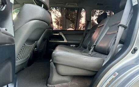 Toyota Land Cruiser 200, 2009 год, 2 750 000 рублей, 17 фотография