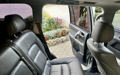 Toyota Land Cruiser 200, 2009 год, 2 750 000 рублей, 18 фотография