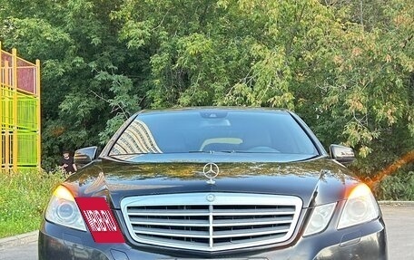 Mercedes-Benz E-Класс, 2011 год, 1 250 000 рублей, 6 фотография