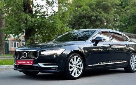 Volvo S90 II рестайлинг, 2017 год, 2 350 000 рублей, 3 фотография
