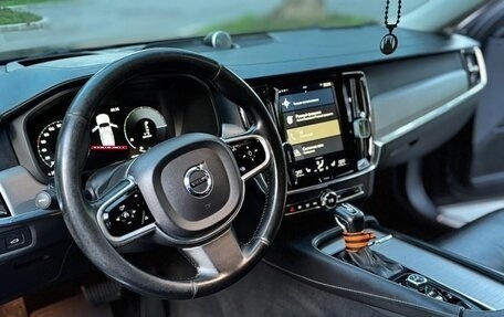 Volvo S90 II рестайлинг, 2017 год, 2 350 000 рублей, 15 фотография