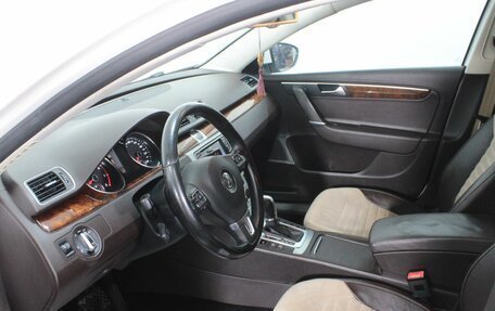 Volkswagen Passat B7, 2011 год, 1 100 000 рублей, 17 фотография