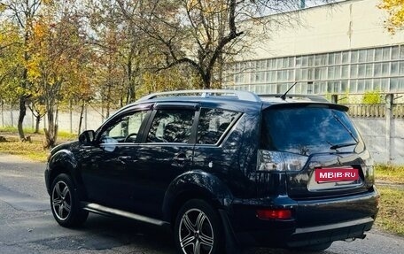 Mitsubishi Outlander III рестайлинг 3, 2010 год, 1 145 000 рублей, 1 фотография