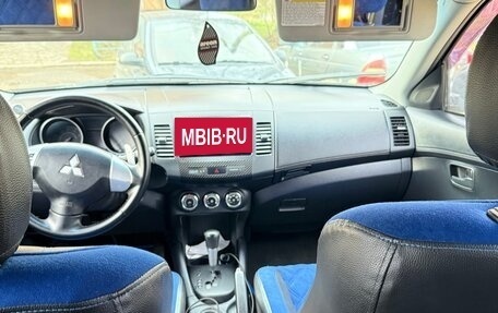 Mitsubishi Outlander III рестайлинг 3, 2010 год, 1 145 000 рублей, 7 фотография