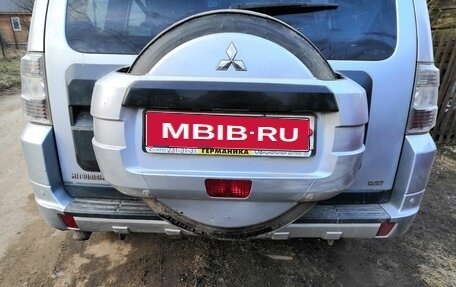 Mitsubishi Pajero IV, 2010 год, 1 900 000 рублей, 1 фотография