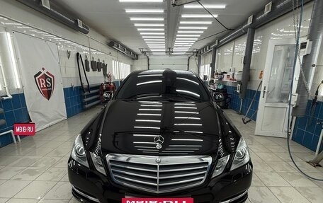 Mercedes-Benz E-Класс, 2012 год, 2 090 000 рублей, 2 фотография