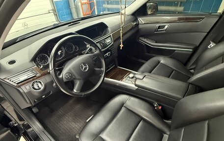 Mercedes-Benz E-Класс, 2012 год, 2 090 000 рублей, 8 фотография
