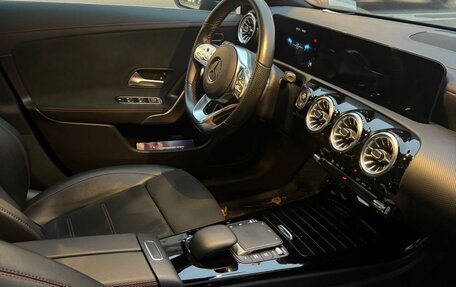 Mercedes-Benz CLA, 2021 год, 3 250 000 рублей, 1 фотография