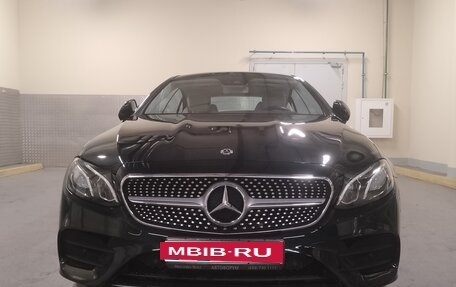 Mercedes-Benz E-Класс, 2019 год, 4 900 000 рублей, 6 фотография