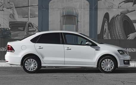 Volkswagen Polo VI (EU Market), 2015 год, 1 099 000 рублей, 5 фотография