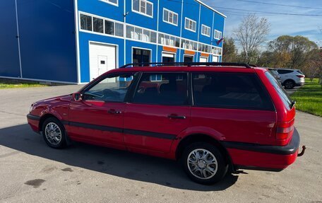 Volkswagen Passat B4, 1996 год, 315 000 рублей, 2 фотография