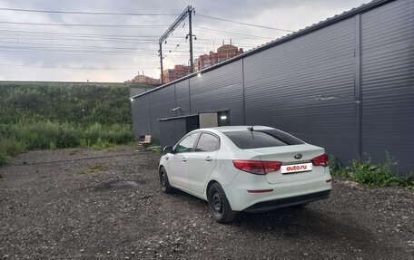 KIA Rio III рестайлинг, 2017 год, 700 000 рублей, 3 фотография