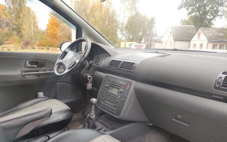 Volkswagen Sharan I рестайлинг, 2007 год, 799 000 рублей, 5 фотография