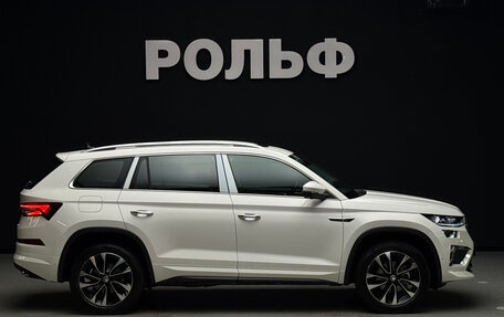 Skoda Kodiaq I, 2025 год, 5 600 000 рублей, 6 фотография