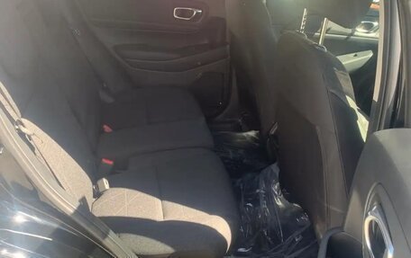 Honda Vezel, 2024 год, 2 750 000 рублей, 6 фотография