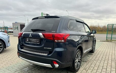 Mitsubishi Outlander III рестайлинг 3, 2018 год, 1 900 000 рублей, 3 фотография