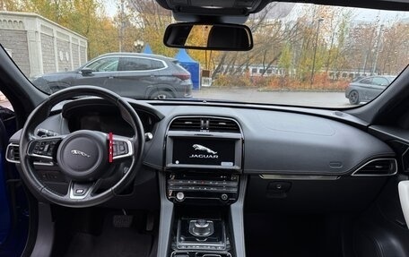 Jaguar F-Pace, 2018 год, 2 920 000 рублей, 16 фотография