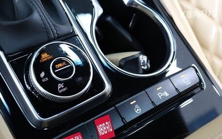 KIA Mohave I, 2021 год, 3 850 000 рублей, 14 фотография