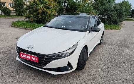 Hyundai Elantra, 2021 год, 1 600 000 рублей, 1 фотография