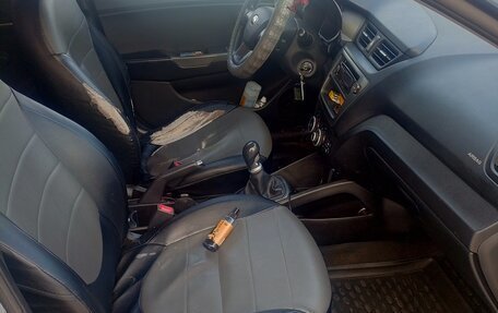 KIA Rio III рестайлинг, 2013 год, 730 000 рублей, 11 фотография