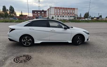 Hyundai Elantra, 2021 год, 1 600 000 рублей, 3 фотография