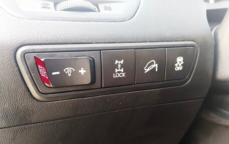 Hyundai ix35 I рестайлинг, 2010 год, 900 000 рублей, 8 фотография