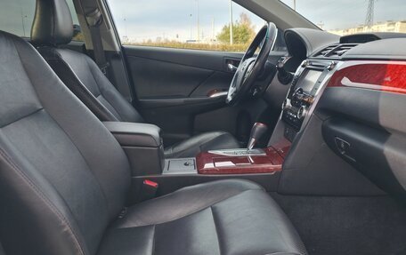 Toyota Camry, 2013 год, 1 700 000 рублей, 14 фотография