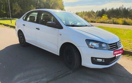 Volkswagen Polo VI (EU Market), 2018 год, 1 050 000 рублей, 2 фотография