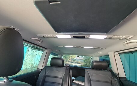 Volkswagen Multivan T6 рестайлинг, 2020 год, 6 500 000 рублей, 9 фотография