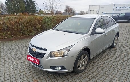 Chevrolet Cruze II, 2010 год, 780 000 рублей, 1 фотография