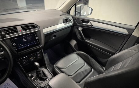 Volkswagen Tiguan II, 2018 год, 3 400 000 рублей, 8 фотография