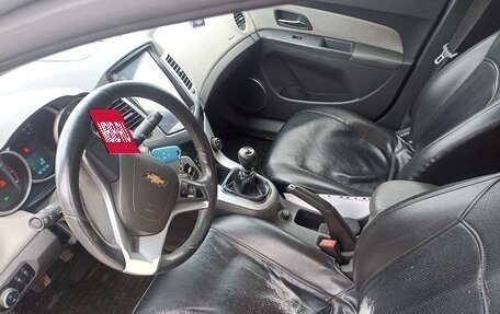 Chevrolet Cruze II, 2010 год, 780 000 рублей, 15 фотография