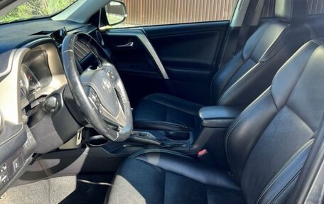 Toyota RAV4, 2015 год, 2 150 000 рублей, 5 фотография