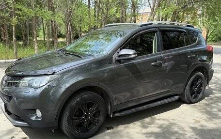 Toyota RAV4, 2015 год, 2 150 000 рублей, 3 фотография