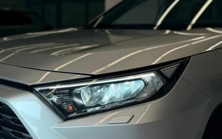 Toyota RAV4, 2020 год, 3 550 000 рублей, 2 фотография