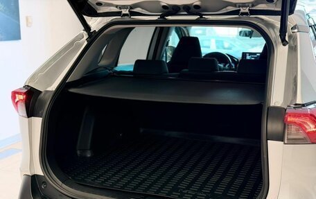 Toyota RAV4, 2020 год, 3 550 000 рублей, 19 фотография