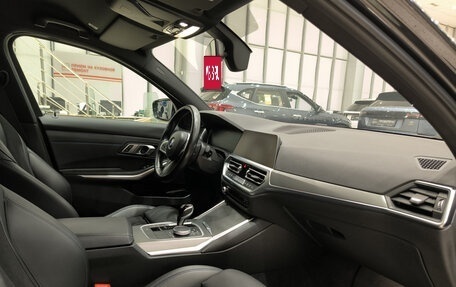 BMW 3 серия, 2021 год, 4 250 000 рублей, 11 фотография