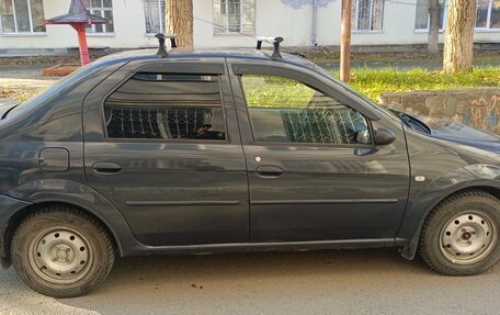 Renault Logan I, 2006 год, 300 000 рублей, 4 фотография