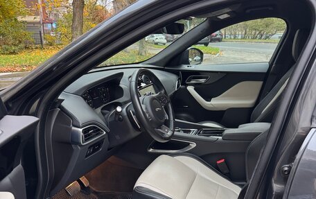 Jaguar F-Pace, 2019 год, 3 150 000 рублей, 8 фотография