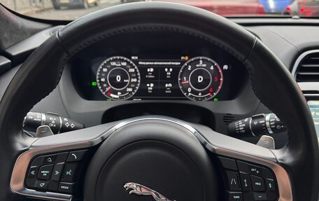 Jaguar F-Pace, 2019 год, 3 150 000 рублей, 9 фотография